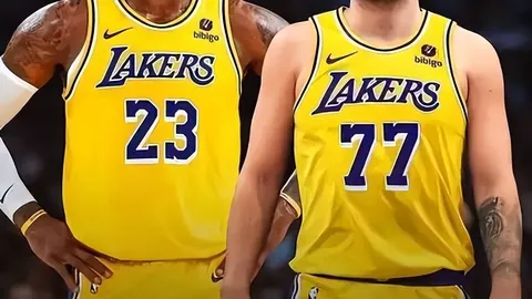 “津媒报道：伊万重返北京回顾3月世预赛，执教岗位稳固”